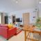 Seaside Charming and Stylish Apartment near St Julians by 360 Estates