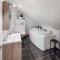 4 Bedroom Awesome Home In Tørvikbygd - 永达尔