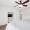 Wills off Wilton Drive 2 bed and 1 bath plus Den with Heated Pool - Форт-Лодердейл