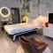 hotel Moloko -just a room- sleep&shower-digital key by SMS - Enschede