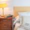 Sunny Varenna Apartment