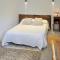 2 Bedroom Cozy Home In Aramon - Aramon