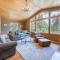 Tahoe Donner Mountain Cabin Surrounded by Forest! - Truckee