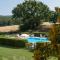 Ground floor apartment with pool view Gazebo