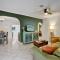 3 min. walk to Wilton Drive, pool and huge yard