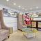 Ocean View 2BD Penthouse Beach Service PH-6 - Майами-Бич