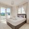 Cozy 2 Bedroom Family Apartment w/ Pool