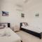 Cozy 2 Bedroom Family Apartment w/ Pool