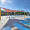 Tobyhanna Home with Fire Pit, Pool and Beach Access! - Tobyhanna