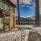 Spacious 1BR Condo w/ Lake View #136 at Donner Lake Village - 特拉基