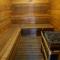 Cozy Cabin-Style Condo in Central Location - بحيرات ماموث