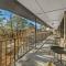 Stonegate Lodge Bed, WIFI, 50in Roku TV, Salt Water Pool Room #109