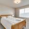 17 Mi to Downtown Denver Modern Aurora Home! - Aurora