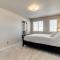 17 Mi to Downtown Denver Modern Aurora Home! - Aurora
