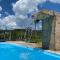 Excelente casa com piscina próximo SP - Nazaré Paulista