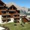 Résidence Parc Aux Etoiles - CH33PAE - CHALET TRIPLEX 4 CHAMBRE, TERRASSE ET BALCON MAE-2274