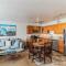 Deluxe Ocean View Condo on 31st Floor - Free Parking & Wifi! condo
