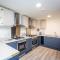 Ensuite Room With Shared Kitchen, Close to Centre- 18 above