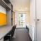 Ensuite Room With Shared Kitchen, Close to Centre- 18 above