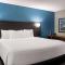 La Quinta by Wyndham Chicago Tinley Park