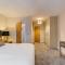 2BR Gem, Private Parking & Private Garden - 温莎