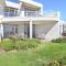 Dolphin Beach E5 by HostAgents - Bloubergstrand