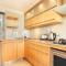 Dolphin Beach E5