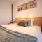 Apartment Giuliott with parking and shared pool by Interhome - دي هان