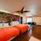 Top Motel