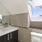 Dolphin Beach H301