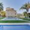 Lovely Aldea Beach Apartment