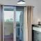 Lovely Aldea Beach Apartment