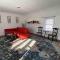 Bright Boho Apt in 18th c Berkshire Farmhouse - Lanesborough