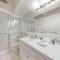 Palisades Tahoe Lodge Rentals Studio Loft #306