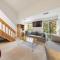 Palisades Tahoe Lodge Rentals Studio Loft #308
