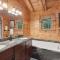 Wolf Den cabin