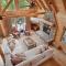 Wolf Den cabin