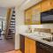 Palisades Tahoe Lodge Rentals Studio Loft #305