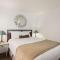 Palisades Tahoe Lodge Rentals Studio Loft #345