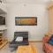 Palisades Tahoe Lodge Rentals Studio #147
