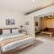 Palisades Tahoe Lodge Rentals Studio #147