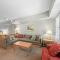Palisades Tahoe Lodge Rentals Studio #238