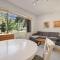 Palisades Tahoe Lodge Rentals Studio #247
