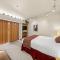 Palisades Tahoe Lodge Rentals Studio #253