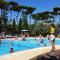 Comfortable campsite-chalet G16 Tuscany near sea