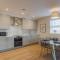 Stylish 2 Bed 2 Bath Apartment - Allocated Parking - By Tempstay