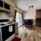 Maple. Pleasant 4 bedroom house with pool