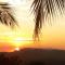 SUNSET HILLS