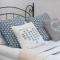 Bukowińska Apartment with Balcony and Parking and Swimming Pool by Noclegi Renters - 华沙
