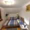 Ivas Place